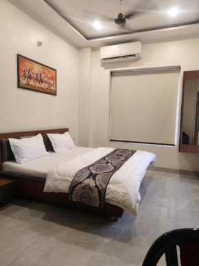 Bhullar Residency